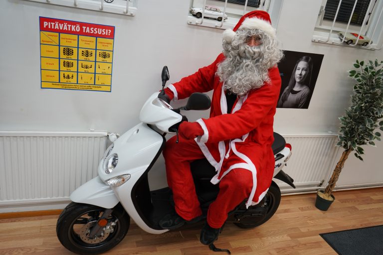 Joulunajan poikkeukset aukioloaikoihin